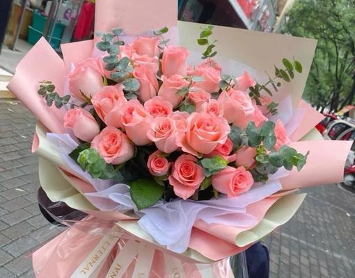 送玫瑰花有哪些含义和方式？
