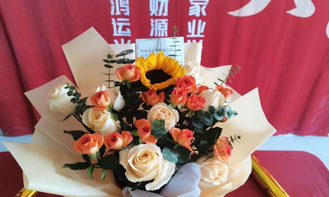 向日葵白玫瑰组合花束的花语是什么？