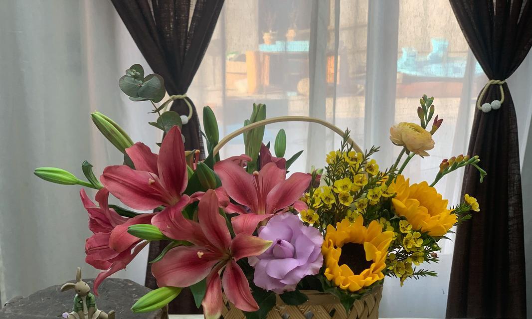 插花常用的花品种有哪些？如何选择适合插花的花品种？