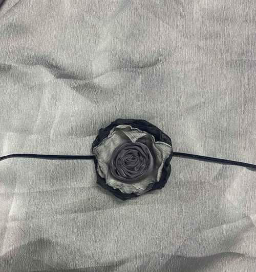 烧毁玫瑰花的含义是什么？为何要烧毁玫瑰花？