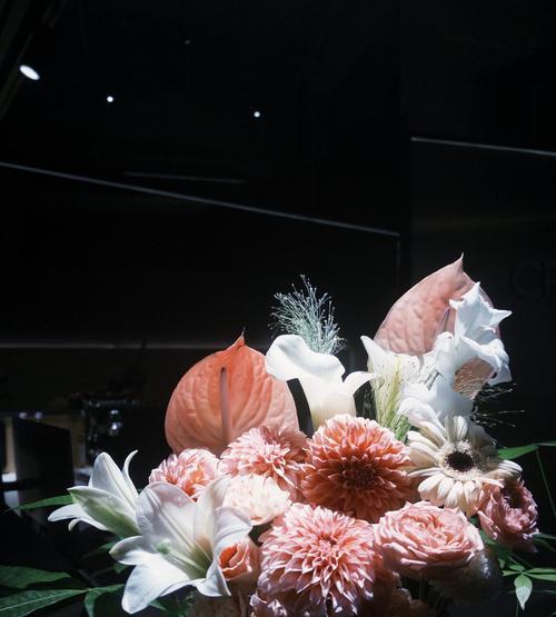 哪些花代表黑暗或不祥？它们在花语中象征什么？