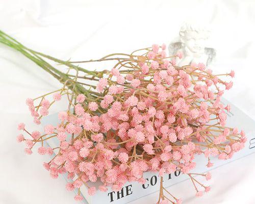 粉红色花在婚礼中的意义是什么？结婚用粉红色花的寓意是什么？