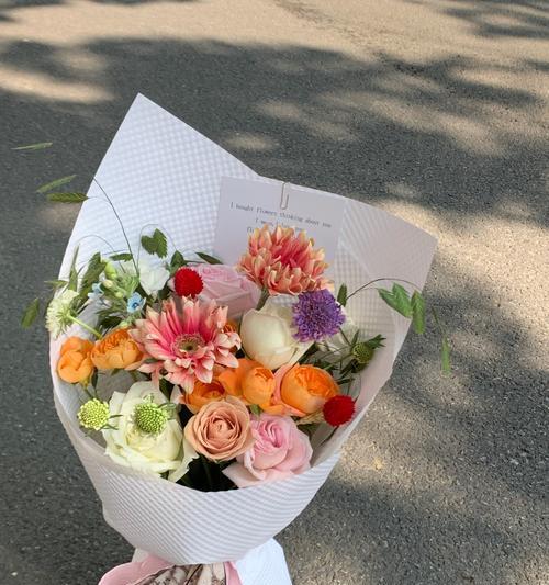 五颜六色的花束代表什么？如何用花色表达祝福？